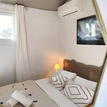 Villa Cosy, 75m2, Climatise, 200m Plage, Parking Lecci