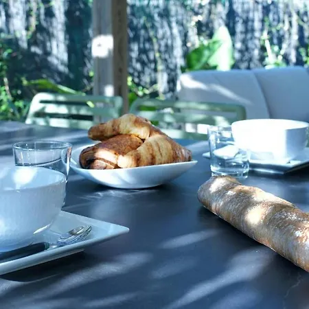 Cosy, 75m2, Climatise, 200m Plage, Parking Vila Lecci