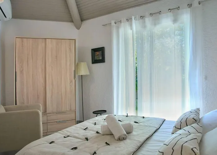 Cosy, 75m2, Climatisé, 200m Plage, Parking Villa *