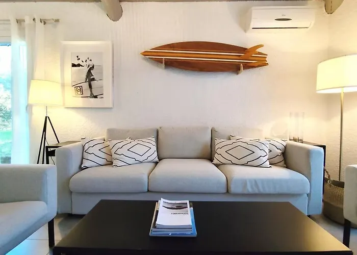 Villa Cosy, 75m2, Climatisé, 200m Plage, Parking Lecci