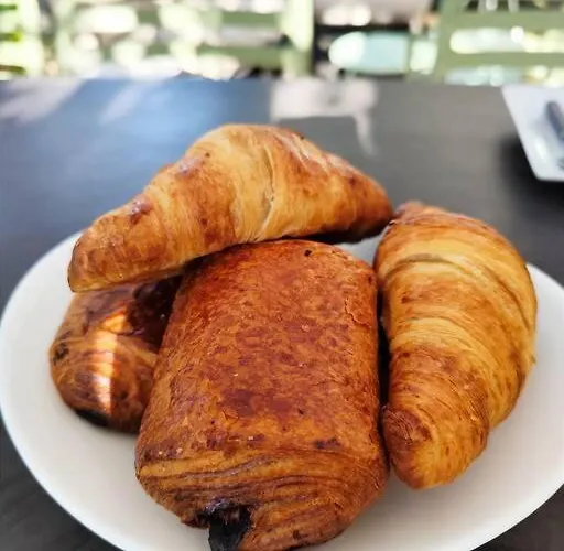 Cosy, 75m2, Climatisé, 200m Plage, Parking Lecci