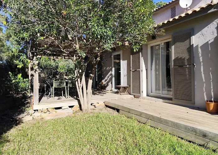 Cosy, 75m2, Climatisé, 200m Plage, Parking Lecci