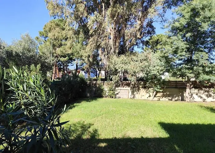 Cosy, 75m2, Climatisé, 200m Plage, Parking Lecci