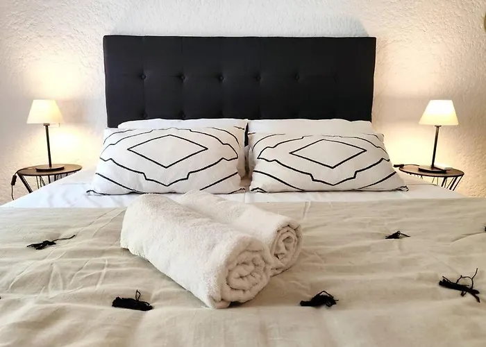 Villa Cosy, 75m2, Climatisé, 200m Plage, Parking *