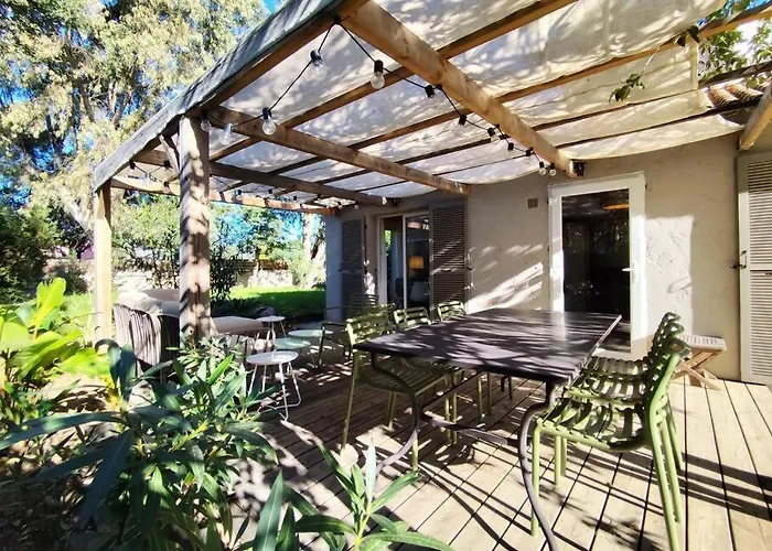 Villa Cosy, 75m2, Climatisé, 200m Plage, Parking *